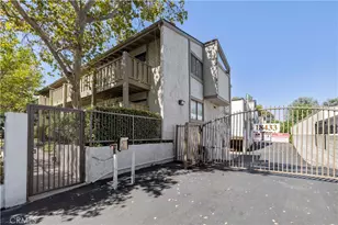 18433 Hatteras, Tarzana, CA 91356 - Photo 23
