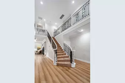 29357 Madeira, Valencia, CA 91354 - Photo 21