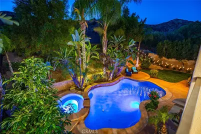 29357 Madeira, Valencia, CA 91354 - Photo 5