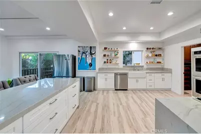 4330 Alhama Dr, Woodland Hills, CA 91364 - Photo 15