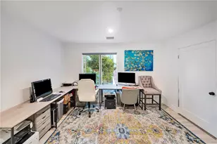 4330 4332 Alhama Dr, Woodland Hills, CA 91364 - Photo 41