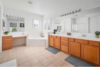 29370 Las Brisas, Valencia, CA 91354 - Photo 35