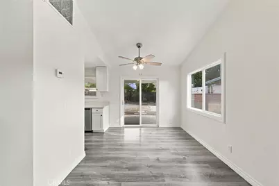 18707 Lull, Reseda, CA 91335 - Photo 7