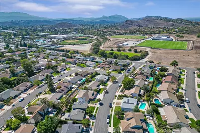 38 Lucero, Thousand Oaks, CA 91360 - Photo 45