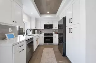 21931 Burbank Blvd, Woodland Hills, CA 91367 - Photo 15