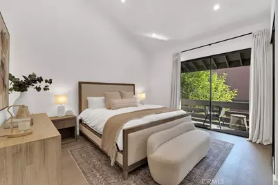 21931 Burbank Boulevard #25, Woodland Hills, CA 91367 - Photo 33