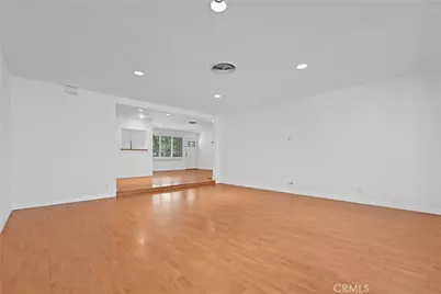 6015 Sunnyslope Ave, Van Nuys, CA 91401 - Photo 9