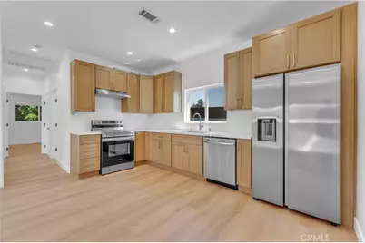 4700 Kraft Avenue, Valley Village, CA 91602 - Photo 7