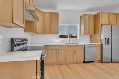 4700 Kraft Avenue, Valley Village, CA 91602 - Photo 9