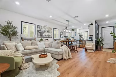 17055 Zion Drive, Canyon Country, CA 91387 - Photo 7