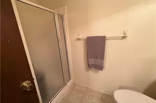 2005 Avondale, Bakersfield, CA 93306 - Photo 15
