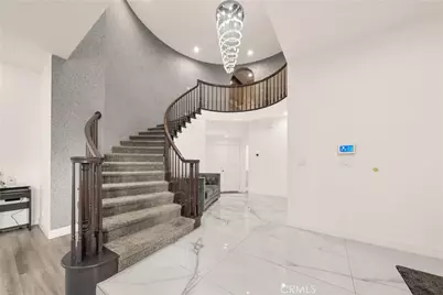 18401 Charlton Lane, Porter Ranch, CA 91326 - Photo 15