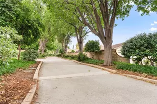 25651 Ramada, Valencia, CA 91355 - Photo 25