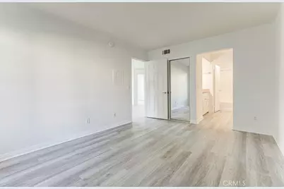 5515 Canoga Ave #105, Woodland Hills, CA 91367 - Photo 9