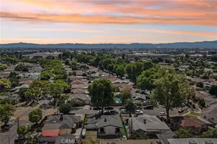 14235 Burton, Panorama City, CA 91402 - Photo 33
