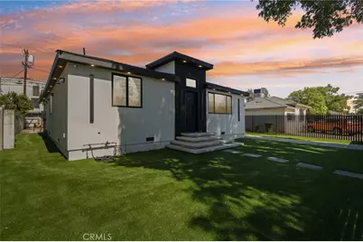 14235 Burton, Panorama City, CA 91402 - Photo 37