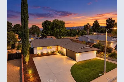 26410 Gimlet, Newhall, CA 91321 - Photo 3