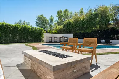 5631 Wilhelmina Avenue, Woodland Hills, CA 91367 - Photo 25