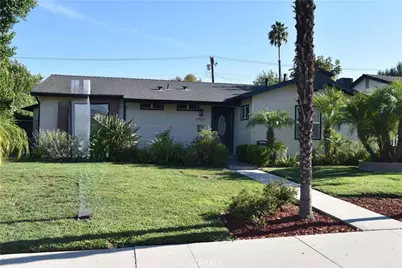 24224 Victory, Woodland Hills, CA 91367 - Photo 1
