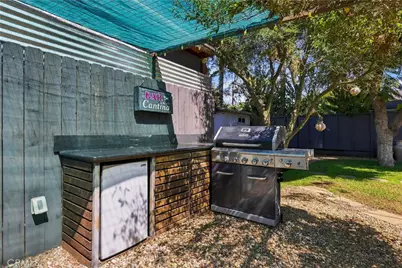 17417 Sherman Way, Lake Balboa, CA 91406 - Photo 27