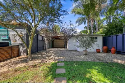 17417 Sherman Way, Lake Balboa, CA 91406 - Photo 23