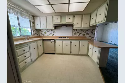 12001 Foothill Boulevard #24, Lake View Terrace, CA 91342 - Photo 11