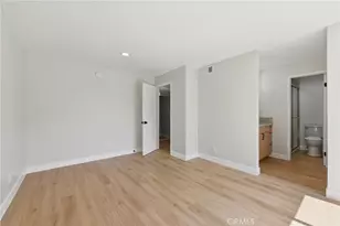 6275 Canoga, Woodland Hills, CA 91367 - Photo 17