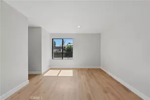 6275 Canoga, Woodland Hills, CA 91367 - Photo 19