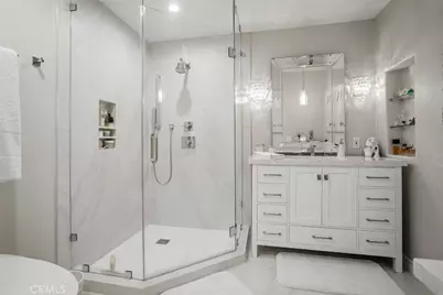 11952 Montana Ave, #203, Los Angeles, CA 90049 - Photo 19