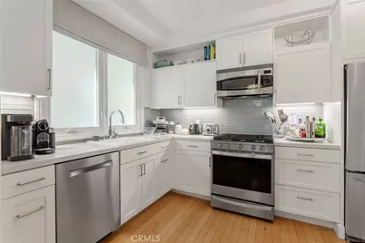 11952 Montana Ave, #203, Los Angeles, CA 90049 - Photo 13