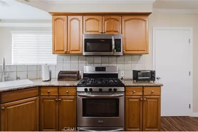 10500 Dempsey Avenue, Granada Hills, CA 91344 - Photo 19
