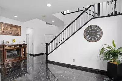 27700 Thalia Lane, Canyon Country, CA 91351 - Photo 5