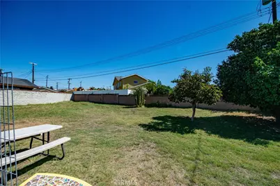 10226 Jordan, Chatsworth, CA 91311 - Photo 5