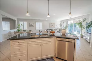 20311 Amorette Ct, Saugus, CA 91350 - Photo 13