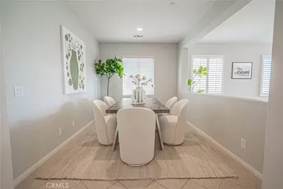 20311 Amorette Ct, Saugus, CA 91350 - Photo 3