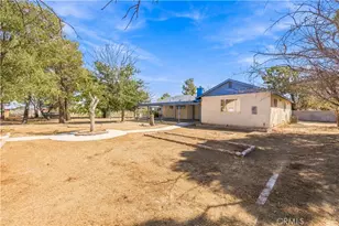 8327 W Ave I, Lancaster, CA 93536 - Photo 27