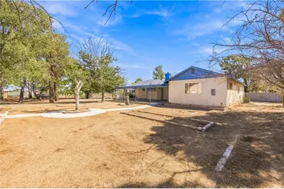 8327 W Avenue I, Lancaster, CA 93536 - Photo 27
