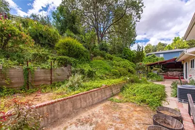 4776 Excelente Drive, Woodland Hills, CA 91364 - Photo 21