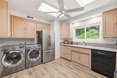 4776 Excelente Drive, Woodland Hills, CA 91364 - Photo 9