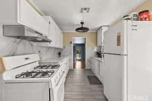 509 Larry, Bakersfield, CA 93307 - Photo 9