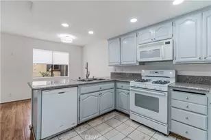 6746 Encino Ave, Lake Balboa, CA 91406 - Photo 19