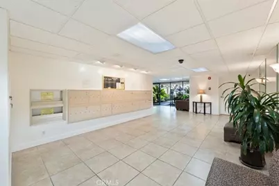 4700 Natick Avenue #204, Sherman Oaks, CA 91403 - Photo 19