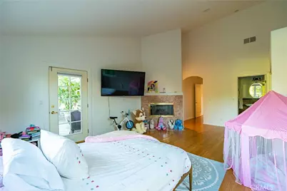 9240 Encino, Northridge, CA 91325 - Photo 23