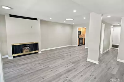 18914 Circle Of The Oaks, Newhall, CA 91321 - Photo 3