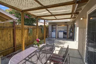 18914 Circle Of The Oaks, Newhall, CA 91321 - Photo 11