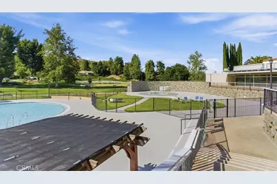18914 Circle Of The Oaks, Newhall, CA 91321 - Photo 19