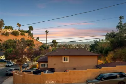 8504 Outland View Drive, Los Angeles, CA 91352 - Photo 37