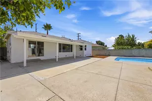 14807 San Fernando Mission Blvd, Mission Hills (San Fernando), CA 91345 - Photo 25