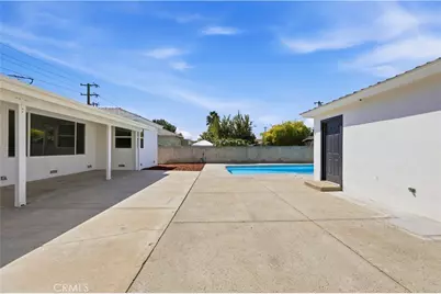 14807 San Fernando Mission Boulevard, Los Angeles, CA 91345 - Photo 25