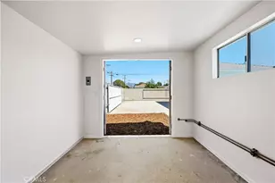 14807 San Fernando Mission Blvd, Mission Hills (San Fernando), CA 91345 - Photo 29
